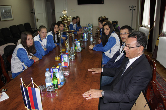 Rector Stanko Stanic received the players from the women's volleyball players and the management of the UVC ''BL volley''