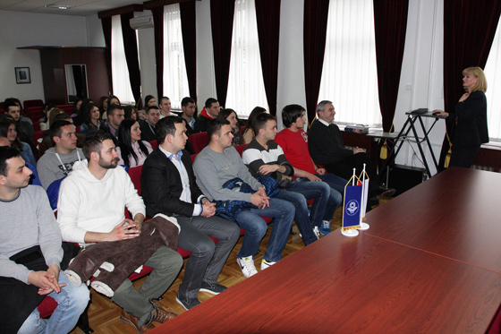 Prorektorica sa studentima sa Kosova i Metohije
