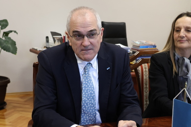 Šef Misije OEBS-a u BiH posjetio UNIBL