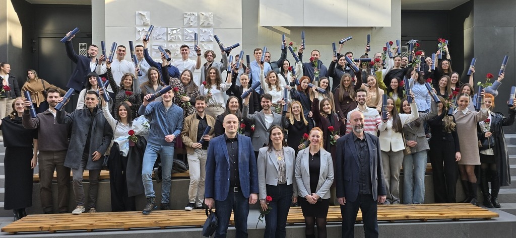 Промовисани дипломци АГГФ-а