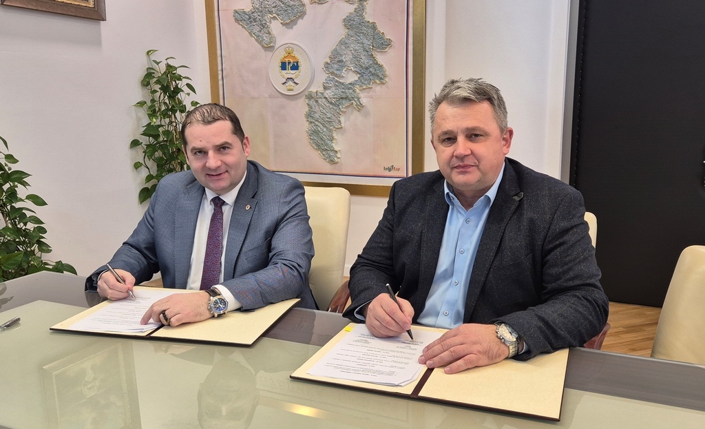 Пракса за студенте ПМФ УНИБЛ