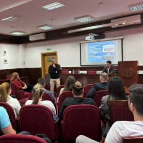 Професор из Гранаде одржао предавање на ФПН-у