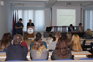 Law experts from Chile held a lecture at the Faculty of Law