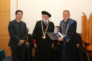 A Prize for the Rector’s Wine of the University  of Banja Luka at Maribor International Competition