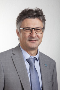 prof. dr Aleksandar Ostojić
