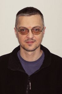 Милан Поповић
