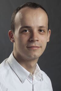 doc. dr Mladen Amović
